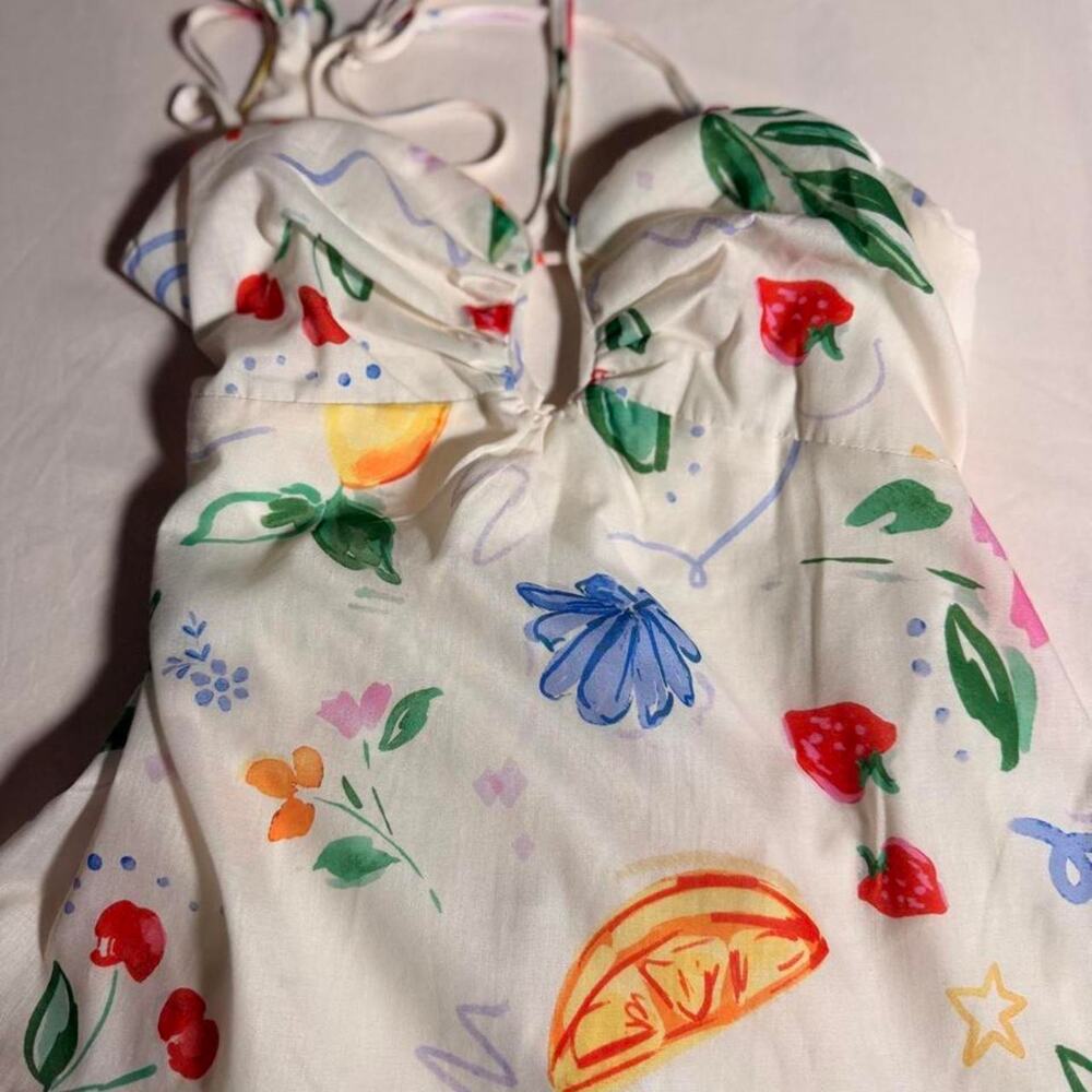 White Summer Fruits n Veggies dress Cute, Chic Size Medium Airy Dress - Picture 6 of 6